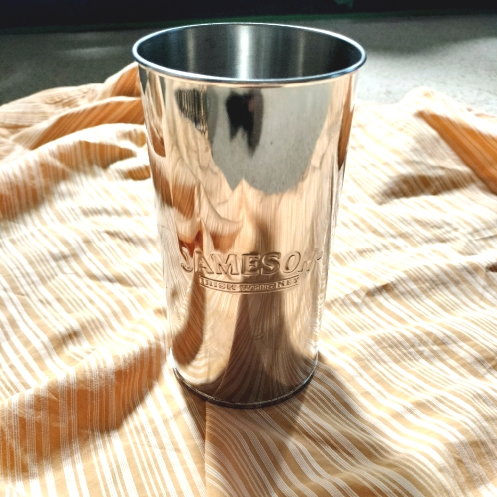 Jameson metal container